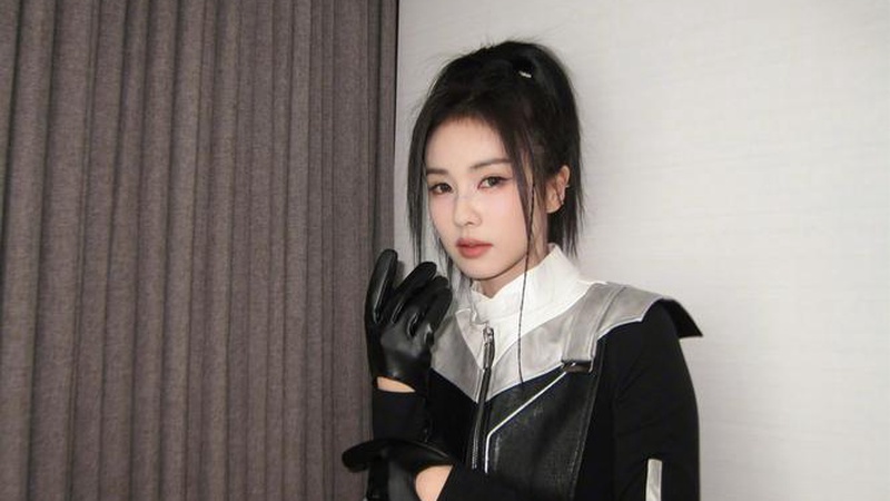 白鹿综艺片段遭逐帧审判：网络放大镜下的艺人困境引热议